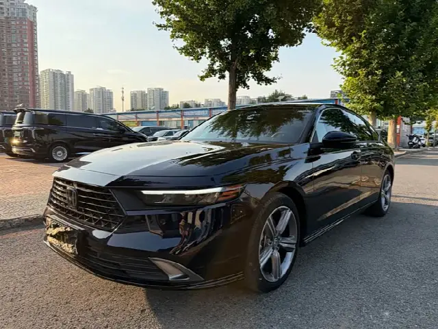Honda Accord 2023, 40 000 км