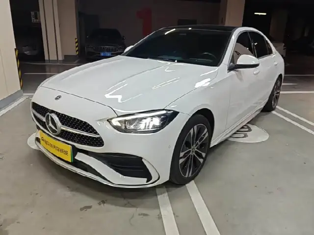 Mercedes-Benz C-Class Hybrid 2023, 50 000 км