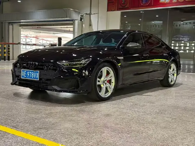 Audi A7L 2022, 70 000 км