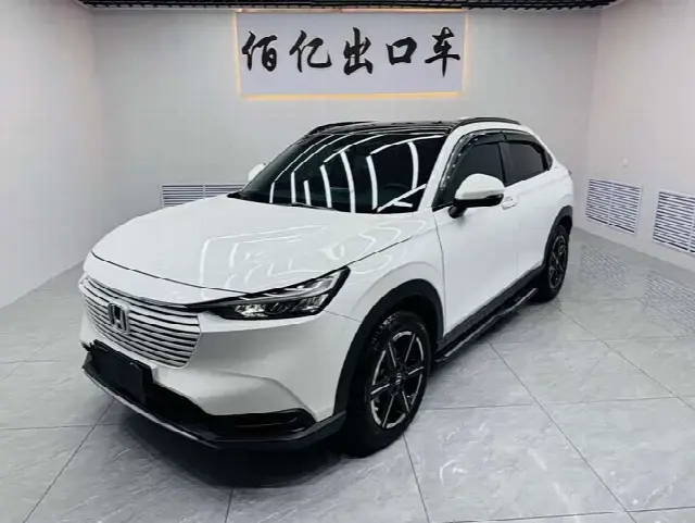 Honda Vezel 2023, 9 800 км