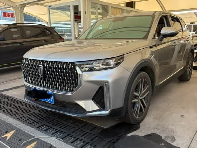 Bestune T99 2022, 9 000 км