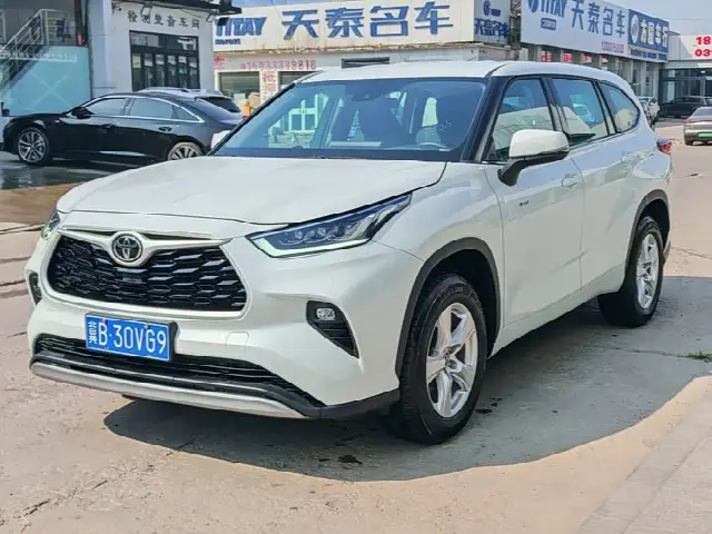 Toyota Highlander — фото из объявления