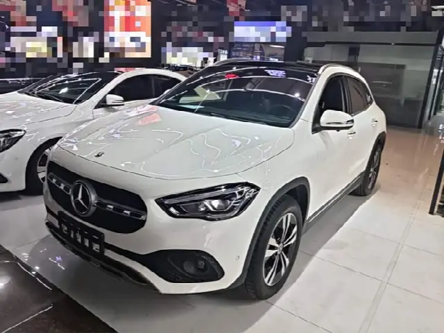 Mercedes-Benz GLA-Class 2022, 19 100 км