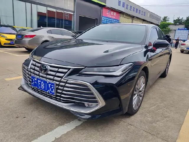 Toyota Avalon 2024, 35 000 км