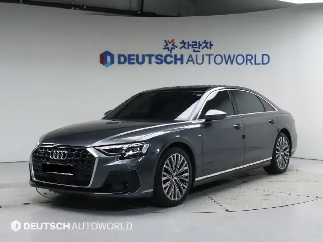 Audi A8 2018, 65 300 км