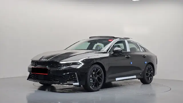 Kia K5 2023, новый