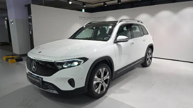 Mercedes-Benz EQB 2022, новый