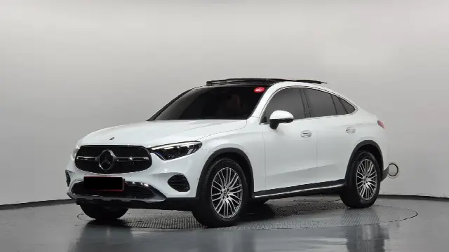 Mercedes-Benz GLC-Class 2023, 21 817 км