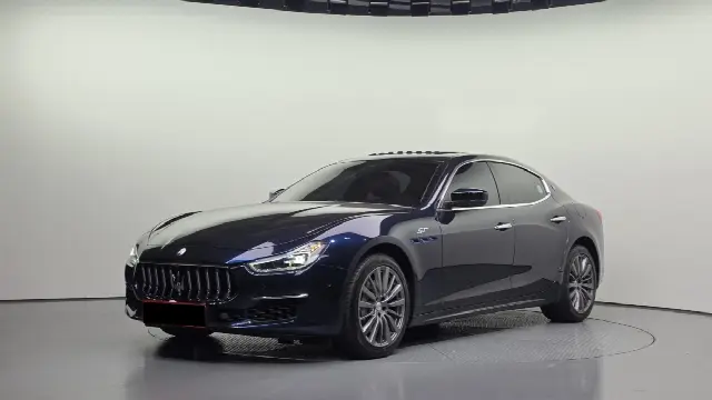 Maserati Ghibli 2013, 8 374 км