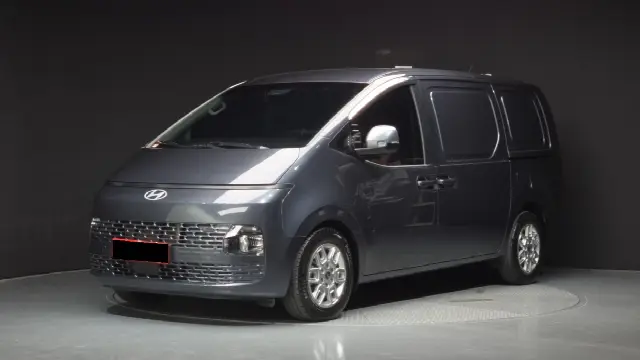 Hyundai Staria 2021, 93 542 км