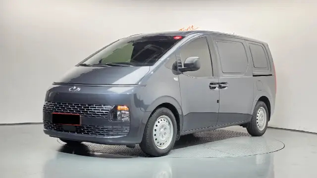 Hyundai Staria 2021, 65 470 км