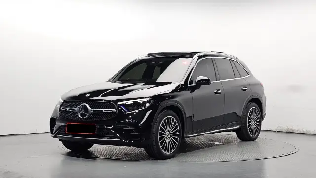 Mercedes-Benz GLC-Class 2023, 14 292 км