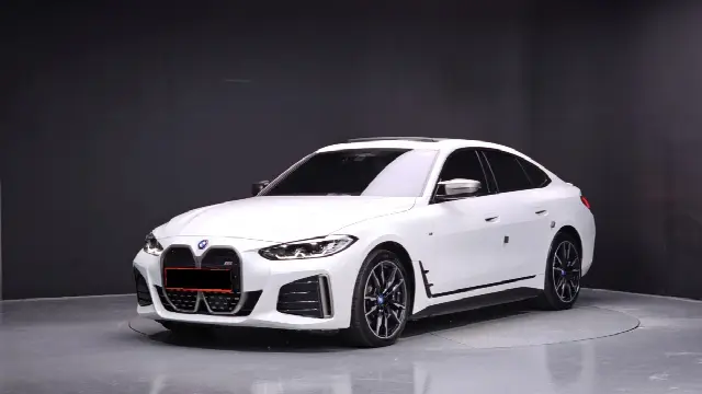 BMW i4 2021, 55 530 км