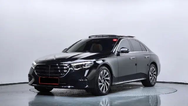 Mercedes-Benz E-Class 2024, 18 510 км