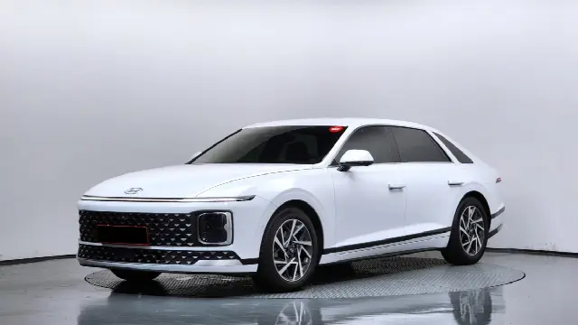 Hyundai Grandeur 2022, 25 572 км