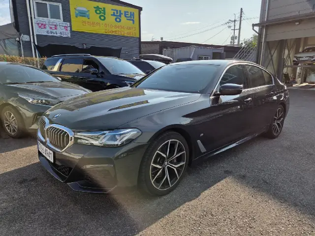 BMW 5 Series 2017, 32 400 км