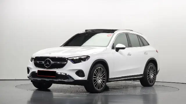 Mercedes-Benz GLC-Class 2023, 62 345 км