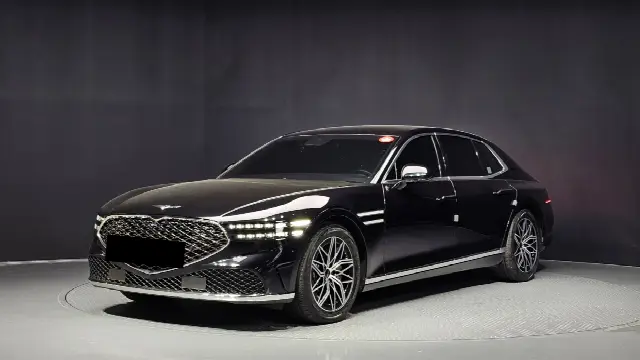 Genesis G90 — фото из объявления