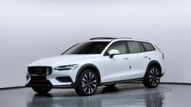 Volvo V60 2019, 71 638 км