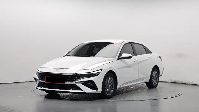 Hyundai Avante 2023, 16 516 км