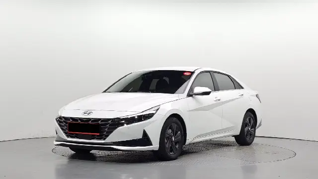 Hyundai Avante 2020, 10 073 км