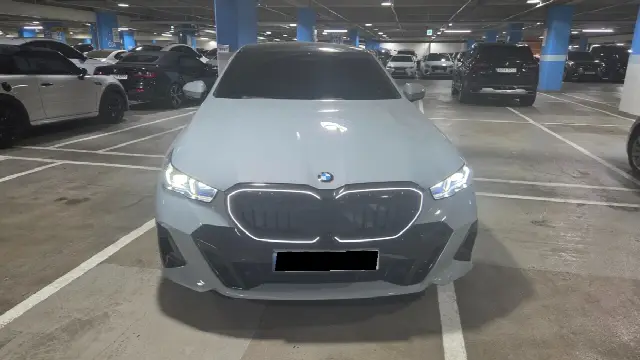 BMW 5 Series 2023, 9 688 км