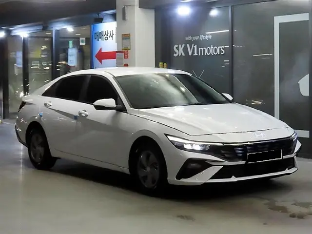 Hyundai Avante 2023, 6 199 км