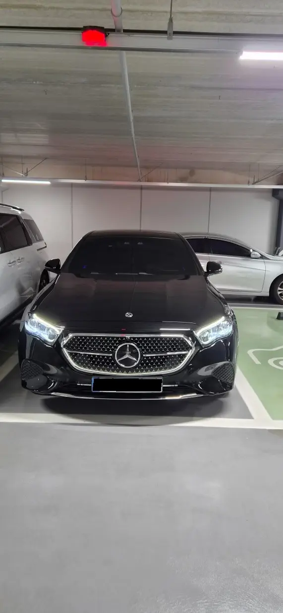 Mercedes-Benz E-Class 2024, 8 100 км