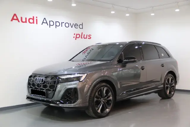 Audi Q7 2016, 7 823 км