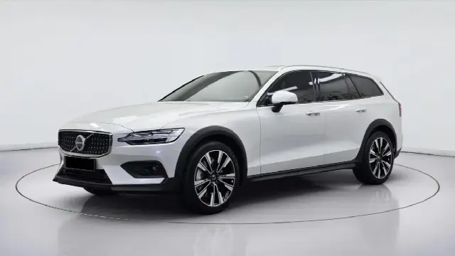 Volvo V60 2019, 10 773 км