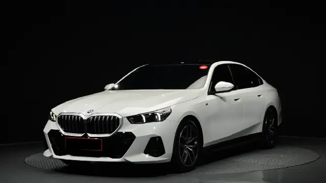 BMW 5 Series 2023, 65 861 км