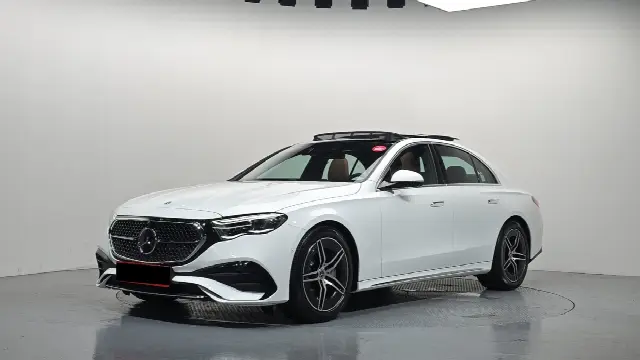 Mercedes-Benz E-Class 2024, новый