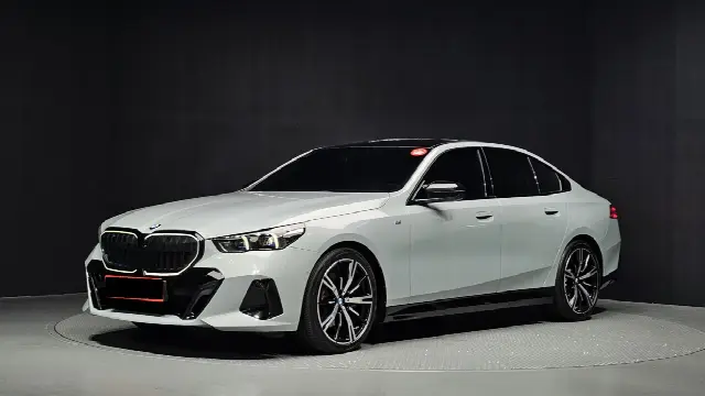 BMW 5 Series 2023, 41 596 км
