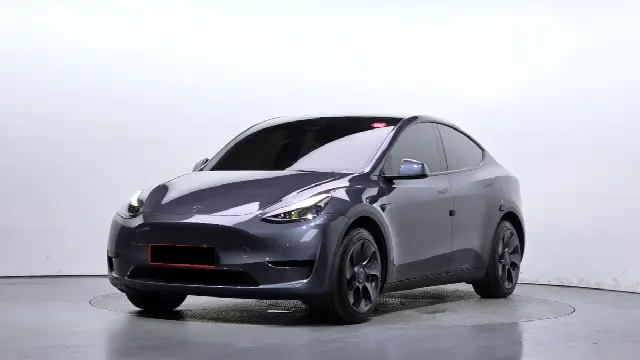 Tesla Model Y — фото из объявления