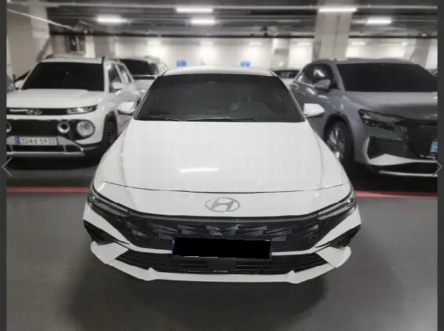 Hyundai Avante 2023, 23 717 км