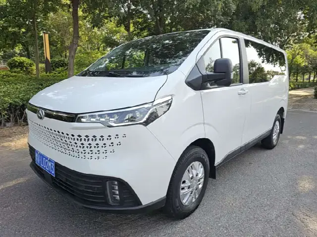 Maxus V70 2023, 23 000 км