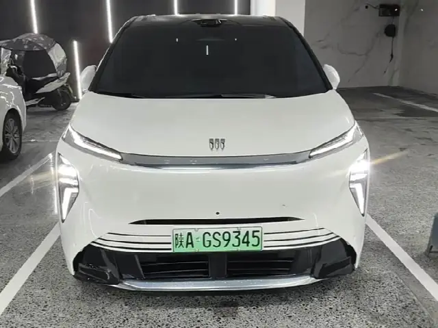 Buick OMPV 2026, 9 000 км