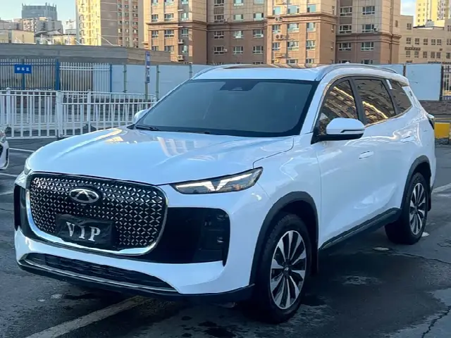 Chery Tiggo 8 Plus 2025, новый