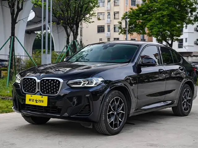 BMW X4 2022, 30 000 км