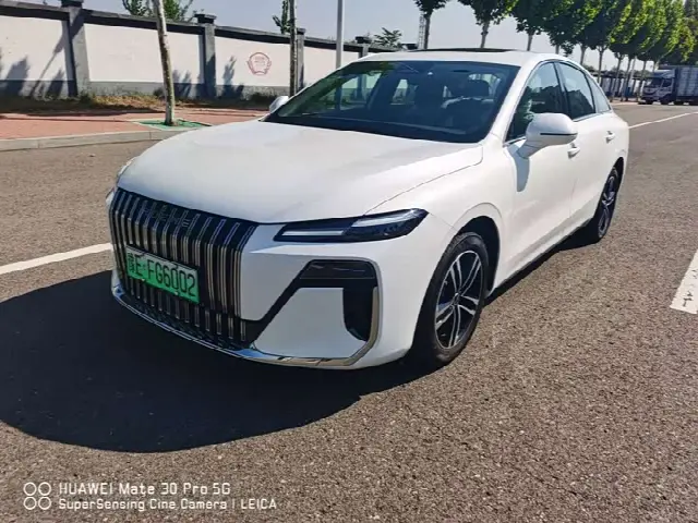 Roewe M7 DMH 2025, новый