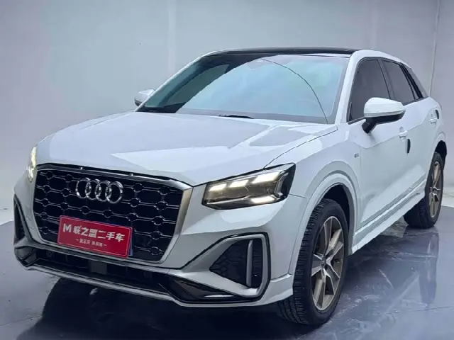 Audi Q2L 2022, 27 000 км