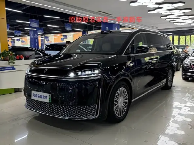 Luxeed V9 2026, новый