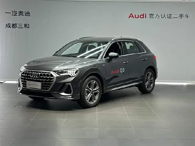 Audi Q3 2025, новый