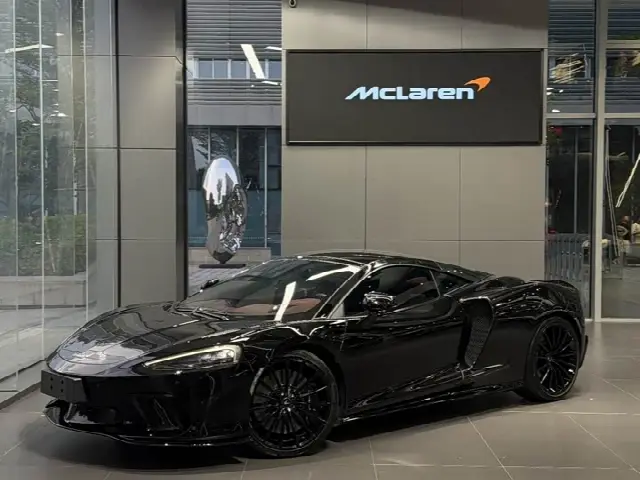 McLaren GT 2022, 14 000 км