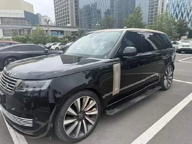 Land Rover Range Rover 2025, 20 000 км