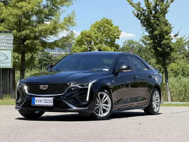 Cadillac CT4 2022, 82 000 км