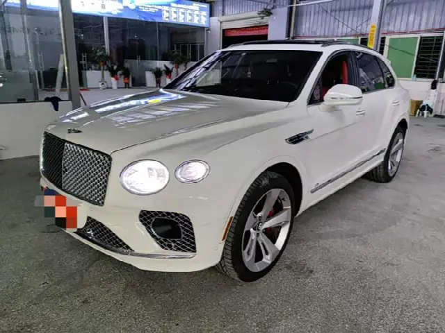 Bentley Bentayga 2022, 50 000 км
