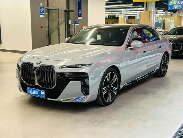 BMW 7 Series 2023, новый