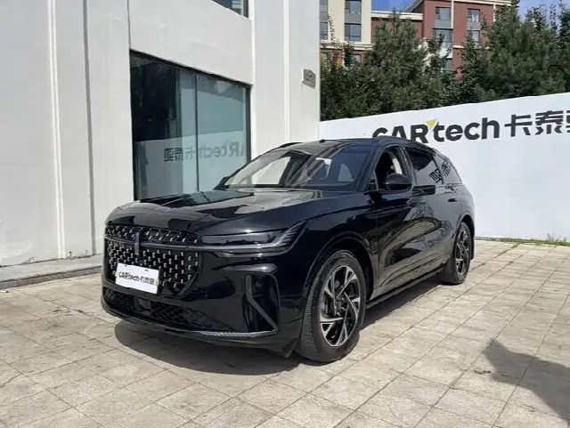 Lincoln Nautilus 2023, 54 000 км