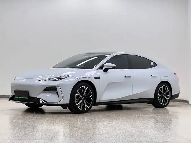 Geely Galaxy E8 2025, 21 200 км